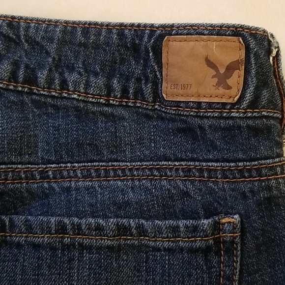 Women's American Eagle Shorts Embroidered Size 8 - Picture 7 of 7